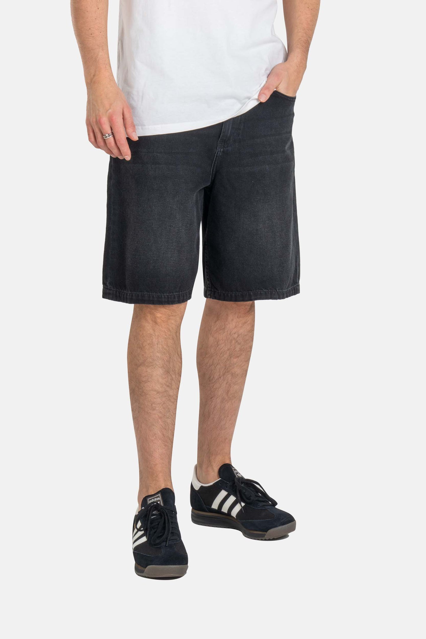 REELL "BOLT" SHORT