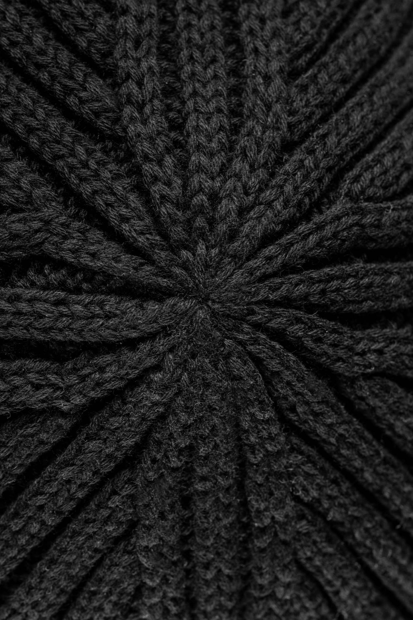 REELL "EASE" BEANIE BLACK