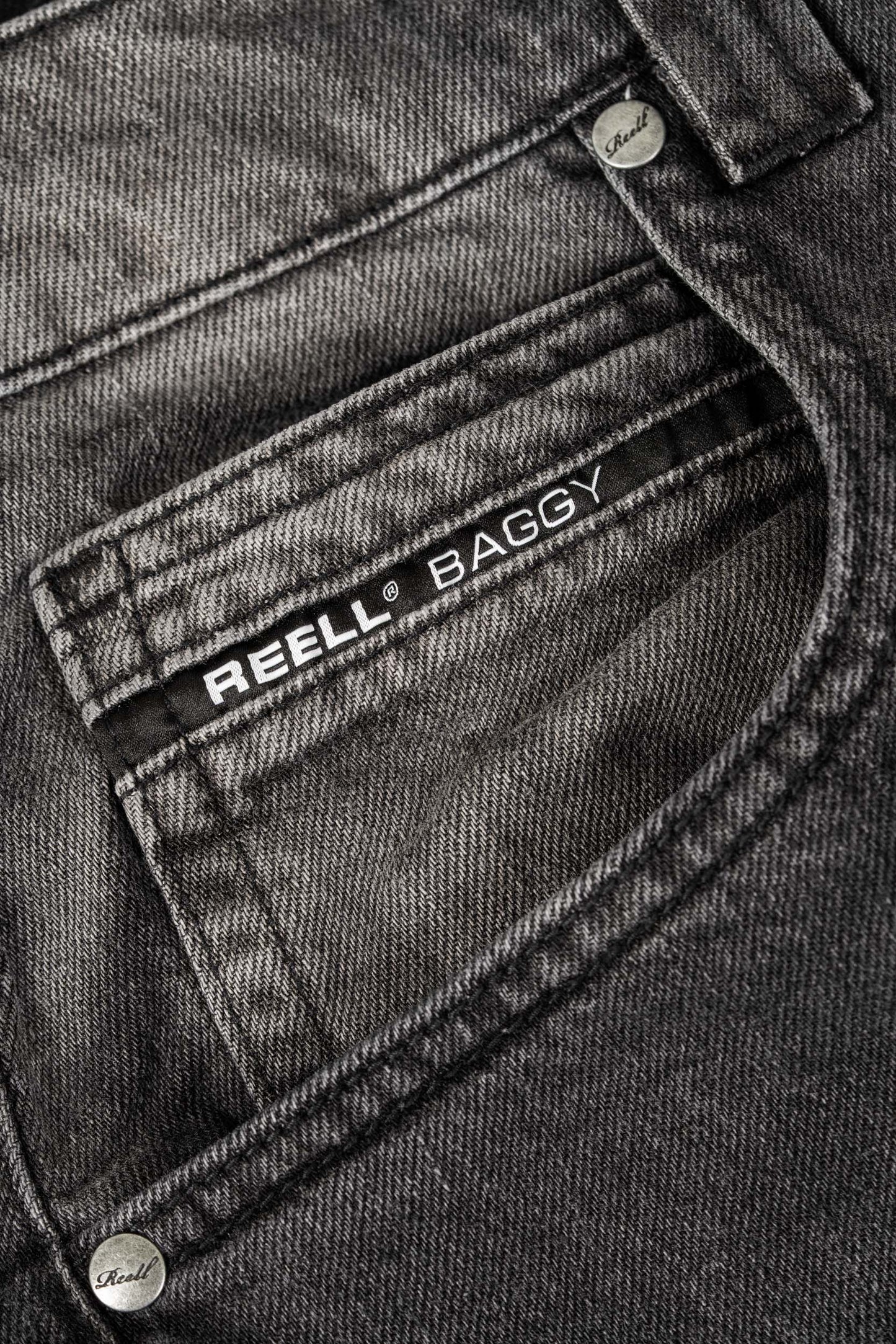 REELL "GIANT BAGGY" JEANS BLACK GREY WASH
