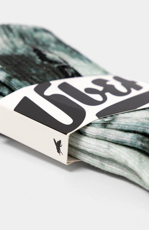 ÜBER "BLACK DYE" SOCKS
