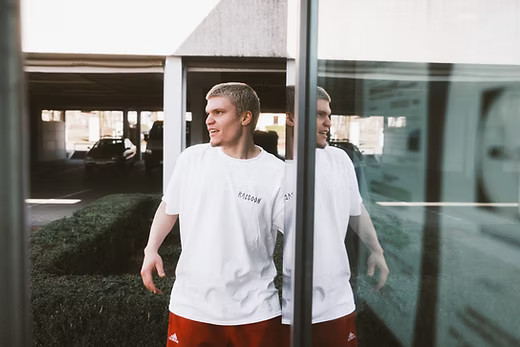 RACCOON "PEPE" T-SHIRT