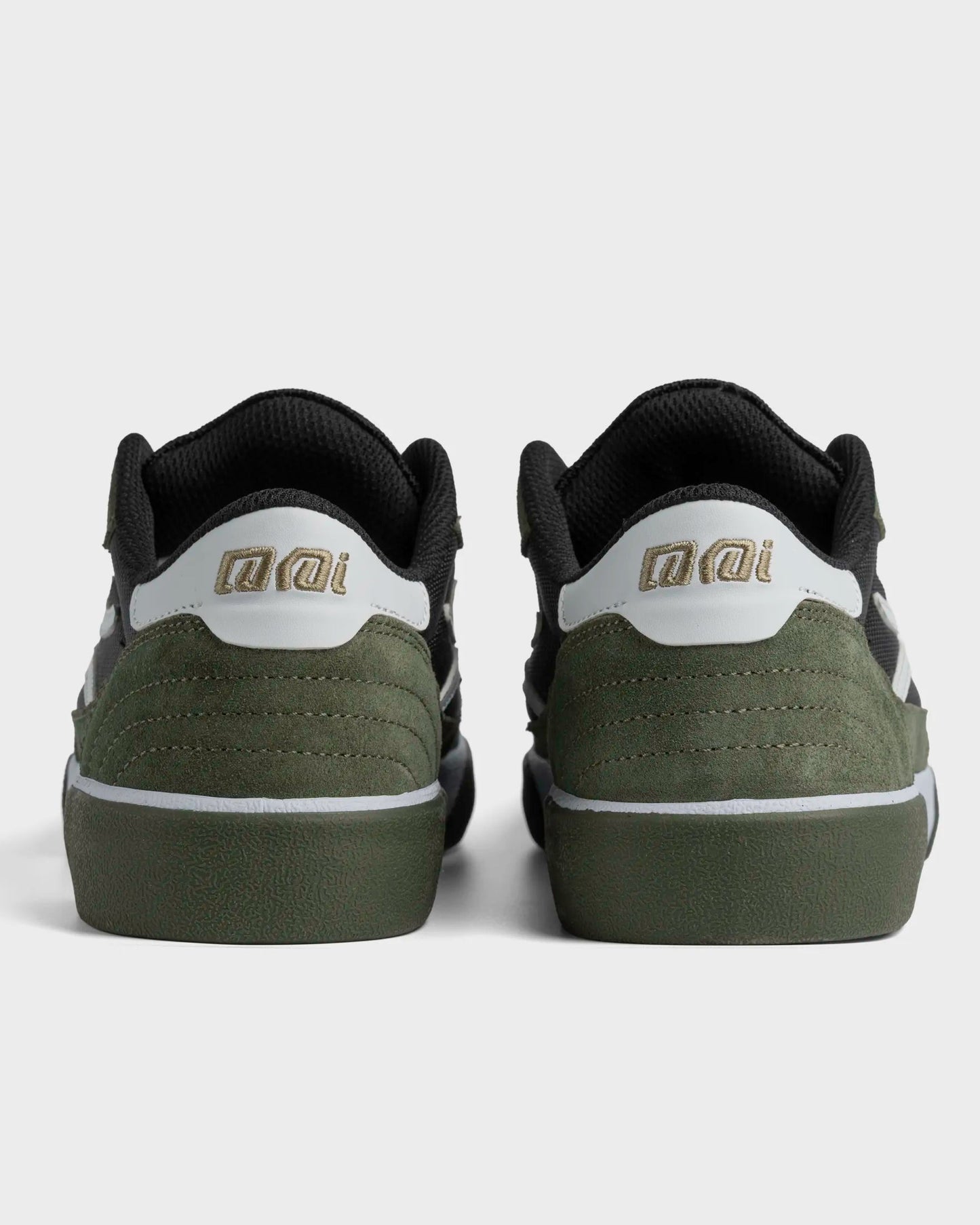 LAKAI "CAMBRIDGE" SHOES