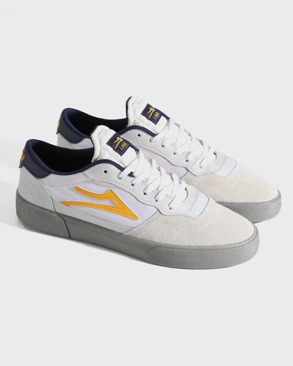 SCHUHE