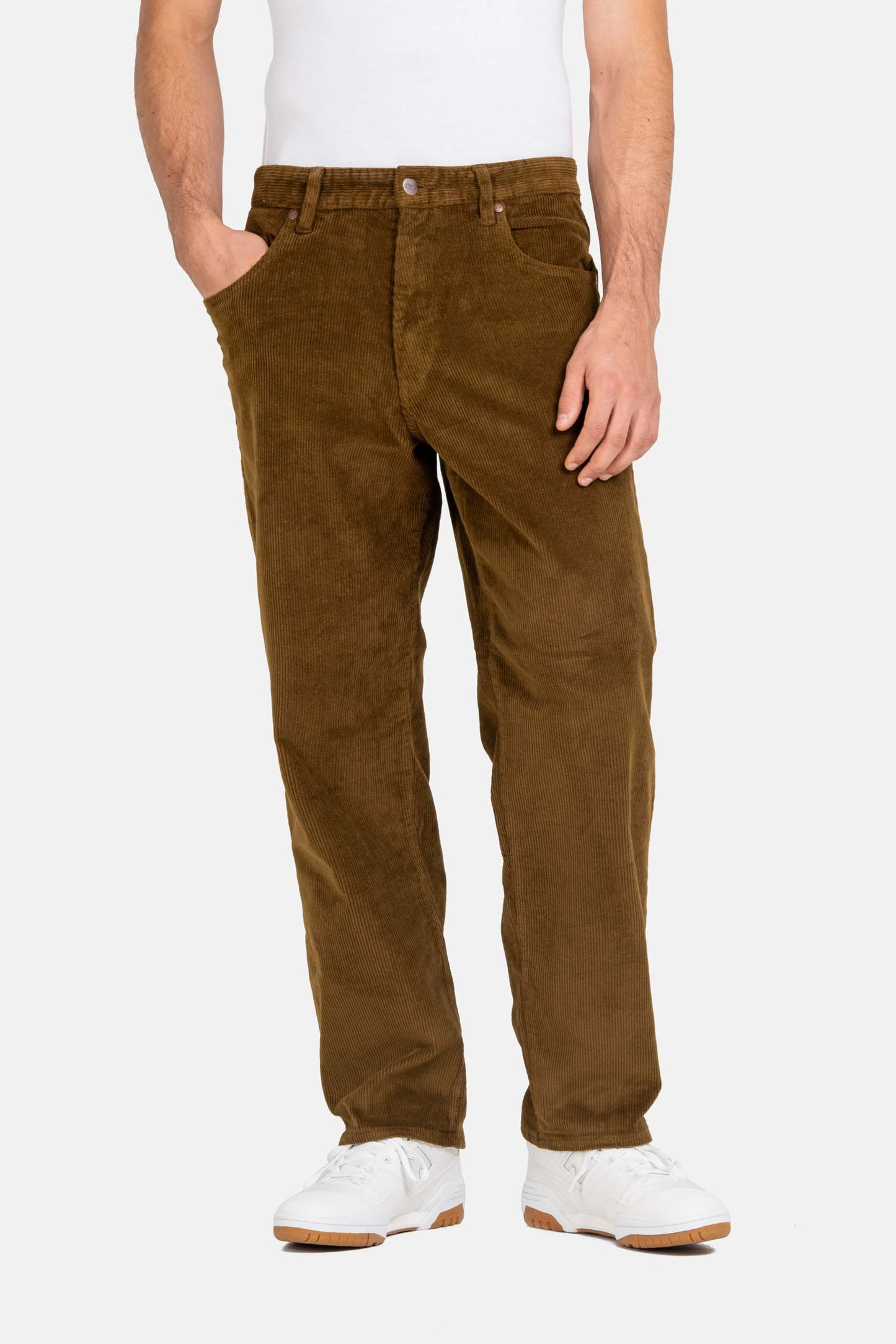 REELL "SOLID" BROWN CORD PANT