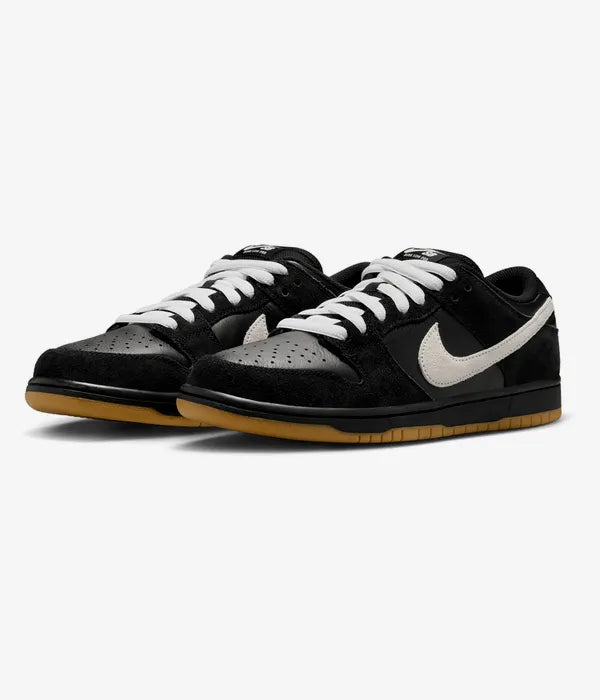 NIKE SB "DUNK LOW" SHOES