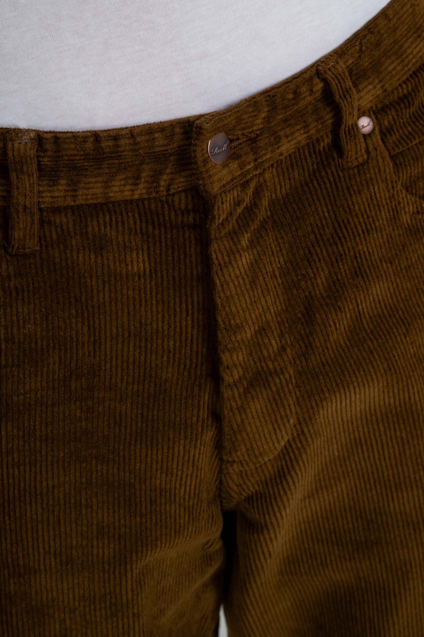 REELL "SOLID" BROWN CORD PANT
