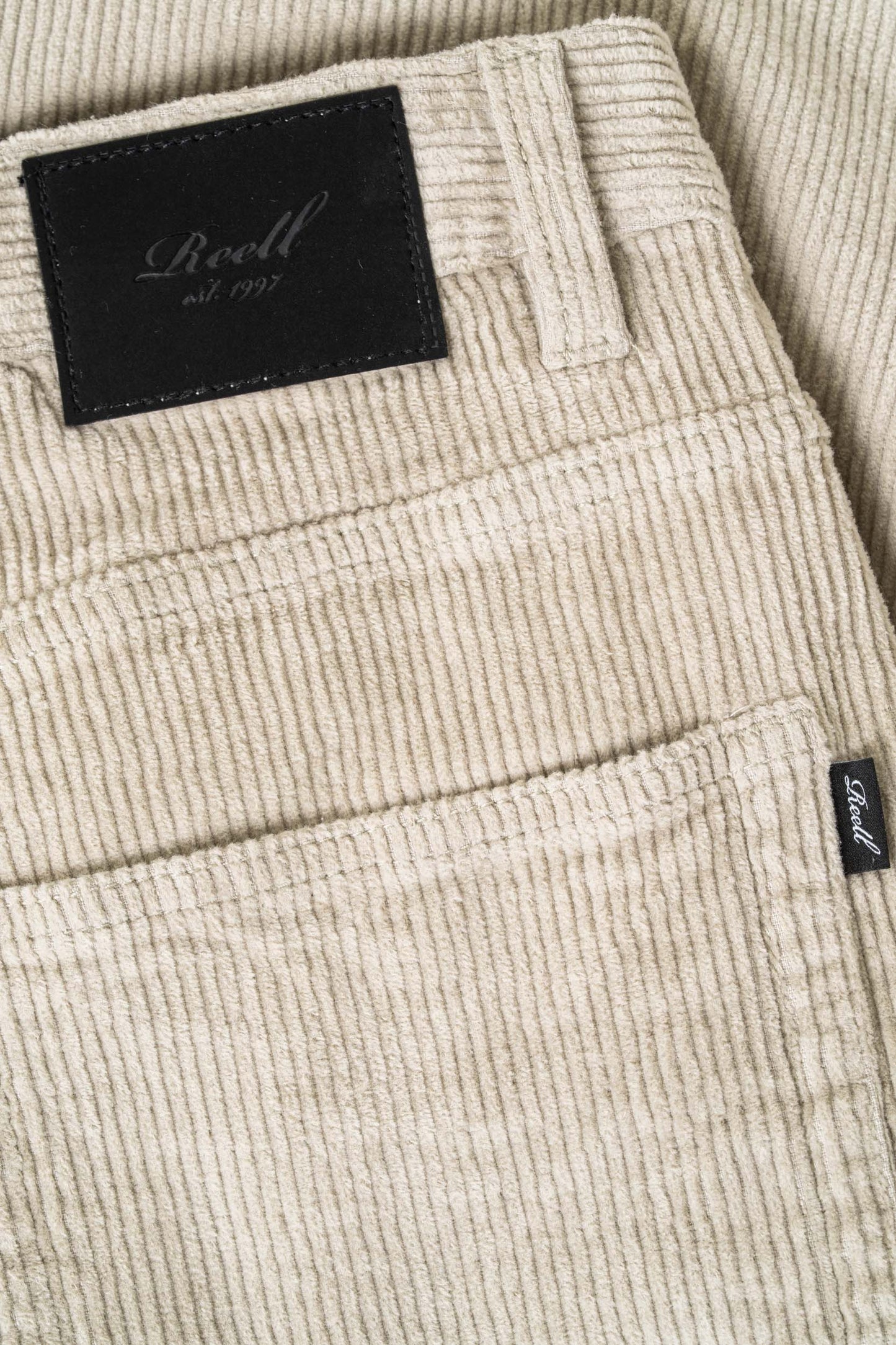 REELL "BELMONT CORD" SHORT