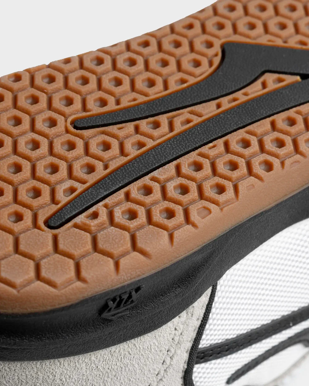 LAKAI "TELFORD LOW" SHOES (US 9.0)