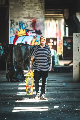 RACCOON "JACK IN THE BOX" DECK 8.5"